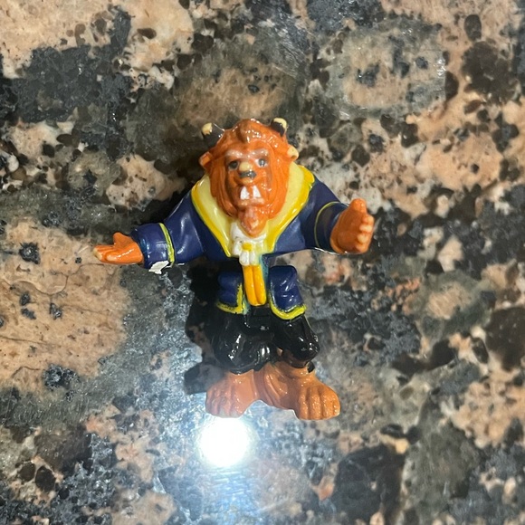 Vintage beauty and beast Polly pocket figures - bluebird - Picture 3 of 4